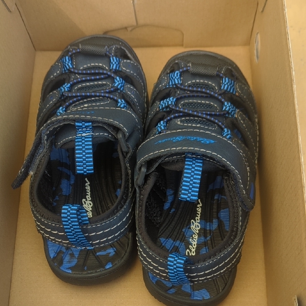 Eddie Bauer Kids' Boys Black & Navy Sandals - Size 10 NWT